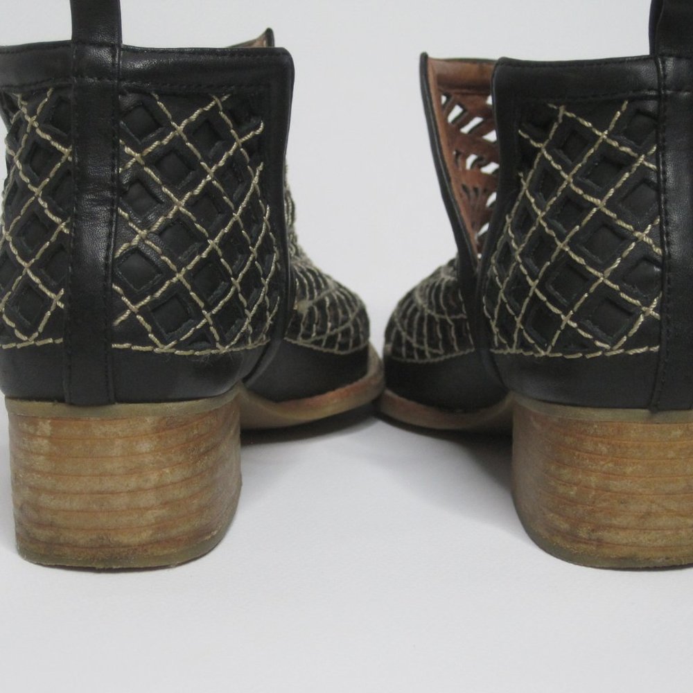 Jeffery Campbell Cutout Boot - Picture 4 of 7